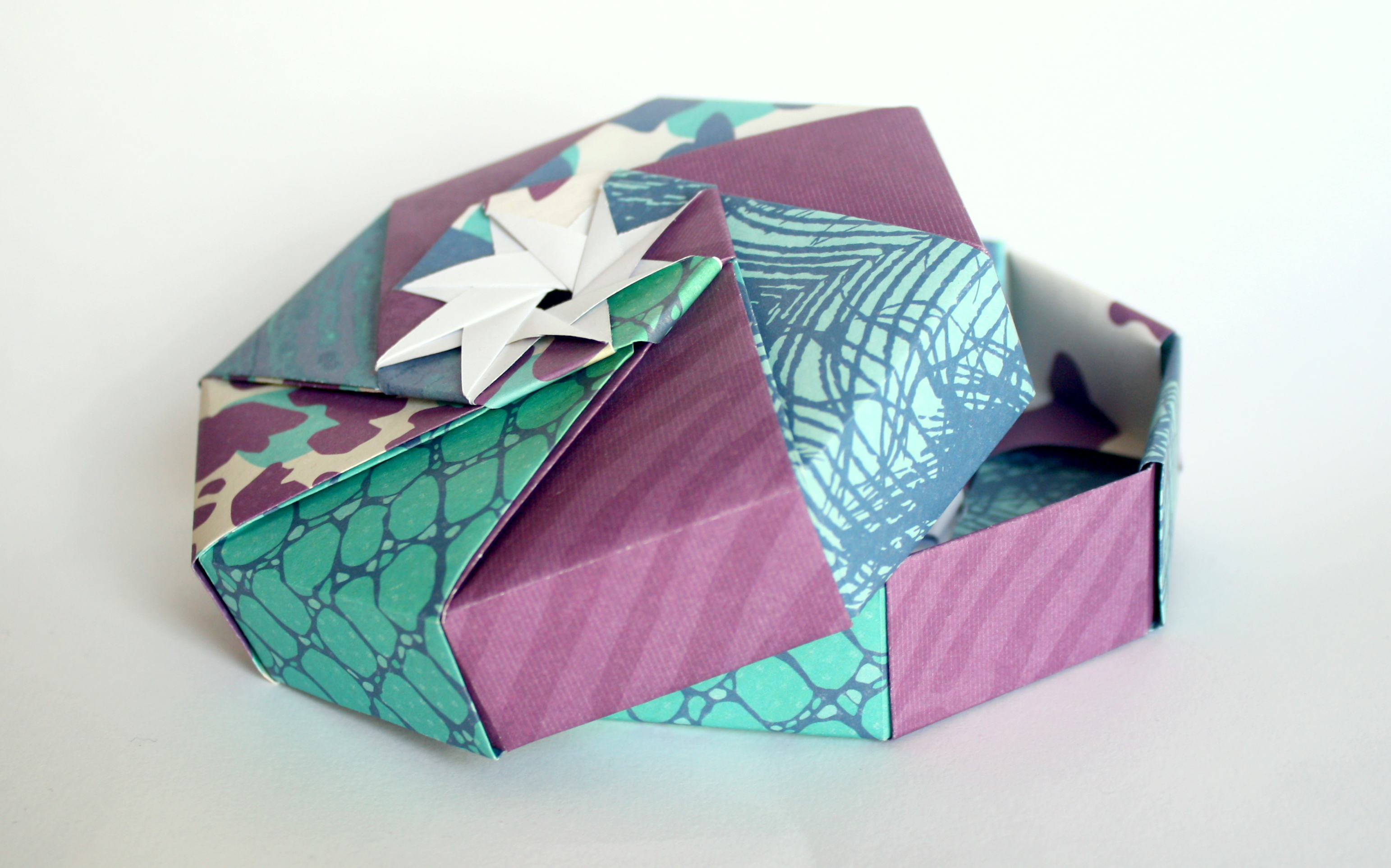 Papercraft Origami Box - Art & Craft Collective